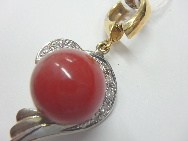 K18WG 赤珊瑚 5.9g 9.62mm 0.067ct