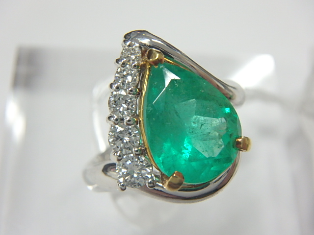Pt900 K18 コンビ2.35ct エメラルドリング