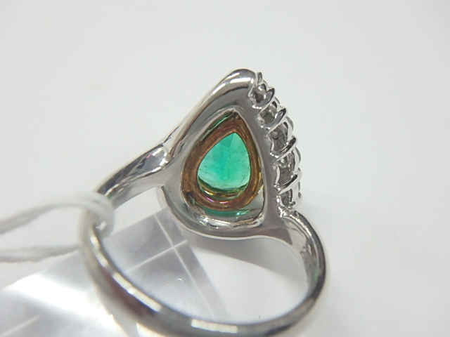 Pt900 K18 コンビ2.35ct エメラルドリング