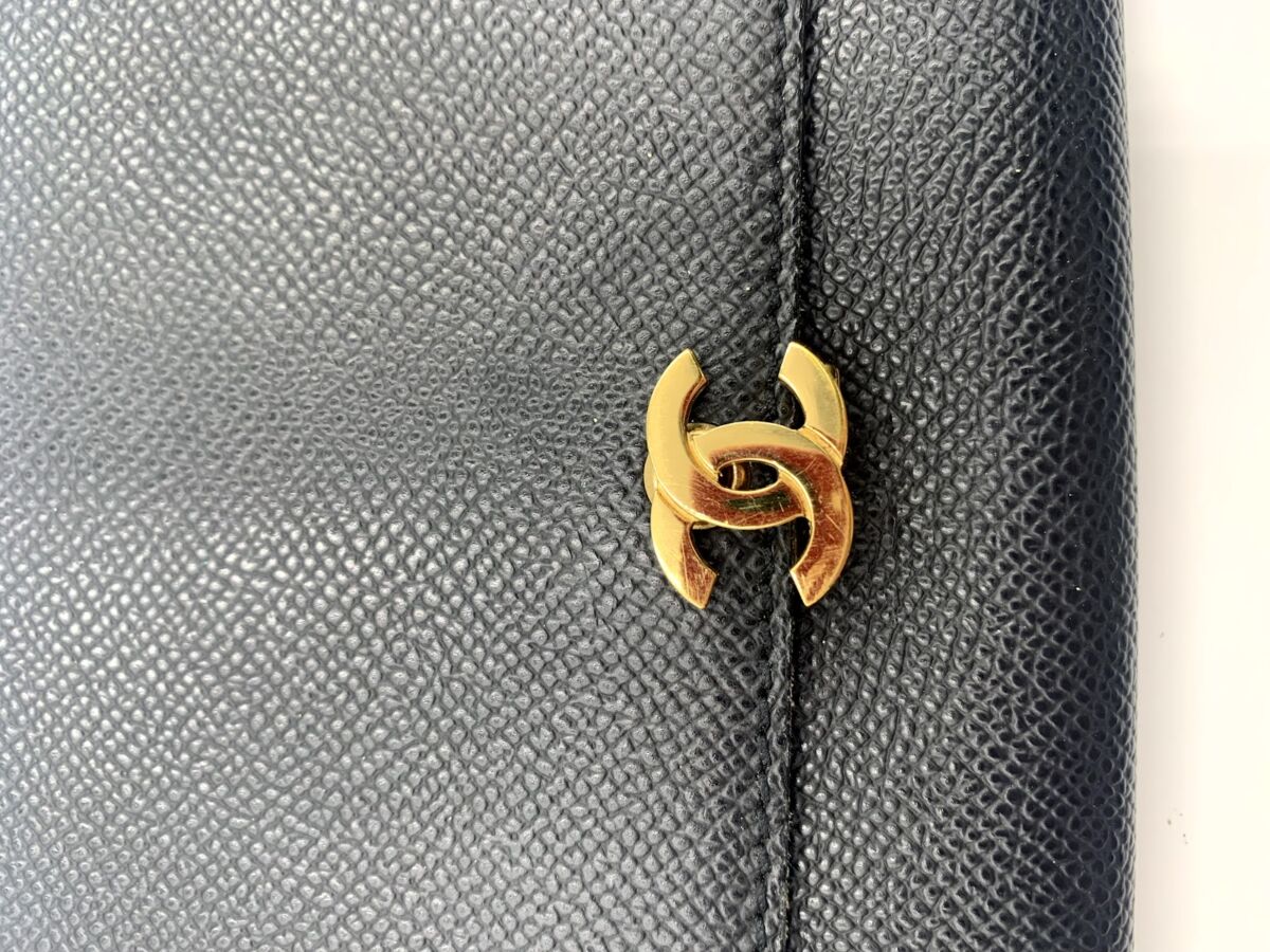 シャネル ココマーク キャビアスキン 財布 ブラック ゴールド金具