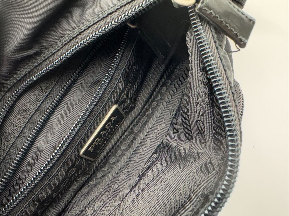PRADA プラダ ナイロン ショルダーバッグ