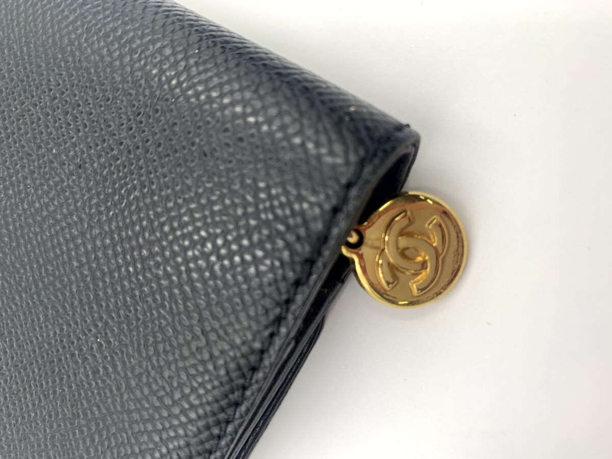 シャネル ココマーク キャビアスキン 財布 ブラック ゴールド金具