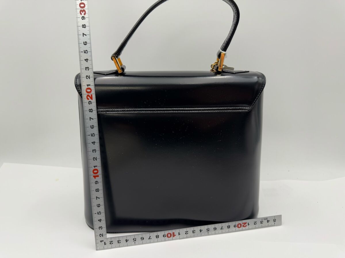 Yves Saint Laurent イヴサンローラン ハンドバッグ ブラック
