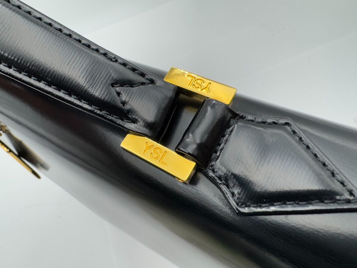 Yves Saint Laurent イヴサンローラン ハンドバッグ ブラック