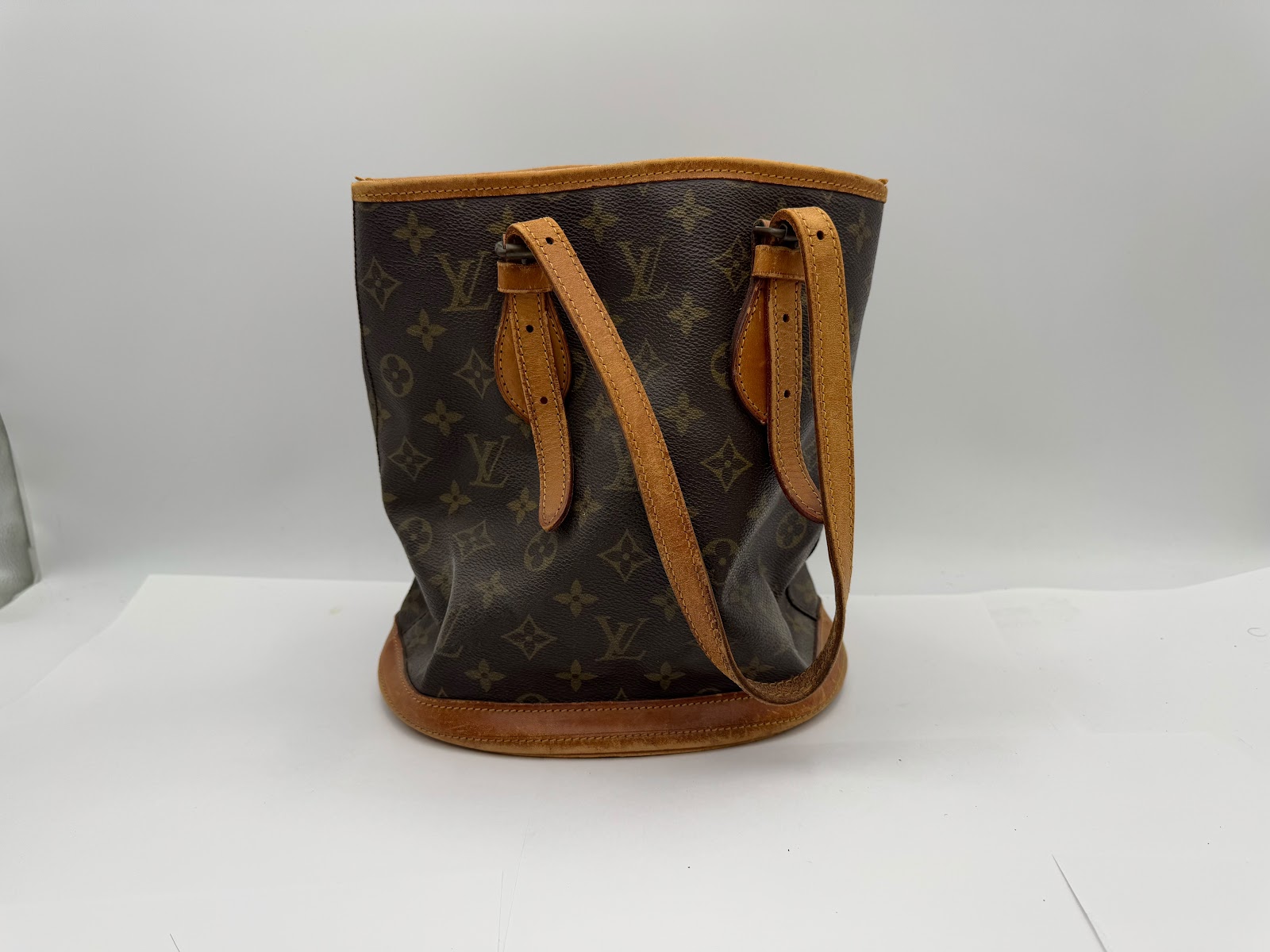 ルイヴィトン　モノグラム　バケット付属ポーチ　AR0907 要お手入れ ルイヴィトン モノグラム バケット付属ポーチ AR0907 要お手入れ