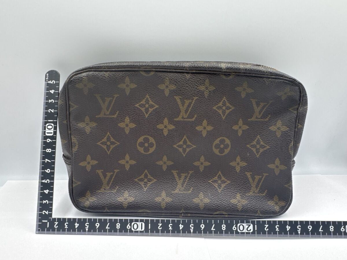 LOUIS VUITTON 【ルイ・ヴィトン】 M47522 トゥルース・トワレット28 881NO モノグラム・キャンバス