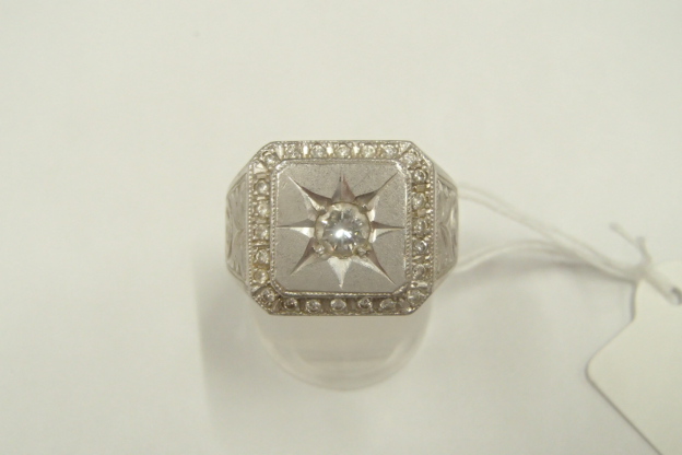pt900 ダイヤ 24.5g 0.32 0.24