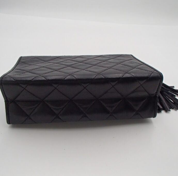 CHANEL フリンジチェーンショルダーバック ラムスキン 黒 ココマーク ヴィンテージ