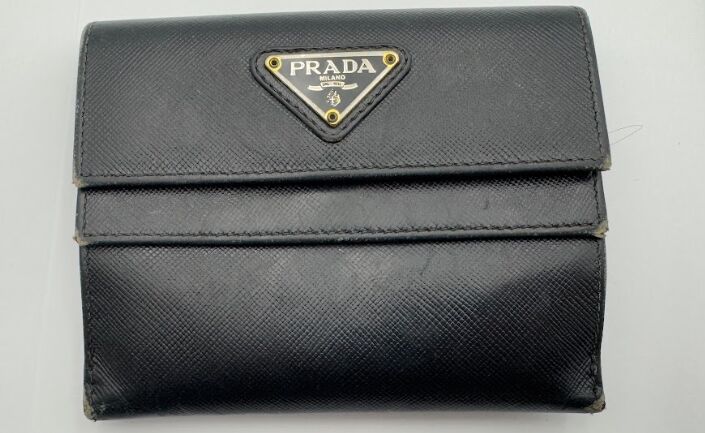 PRADA 3つ折り レザー財布