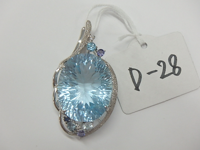 k18wg ﾌﾞﾙﾄﾊﾟｰｽﾞ 11.6g 35.47ct 0.60ct