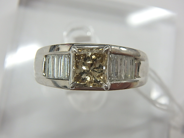 Pt900　ダイヤ　8.1g　1.012ct　0.29ct