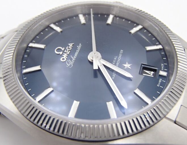 オメガ コンステレーション グローブマスター 青文字盤