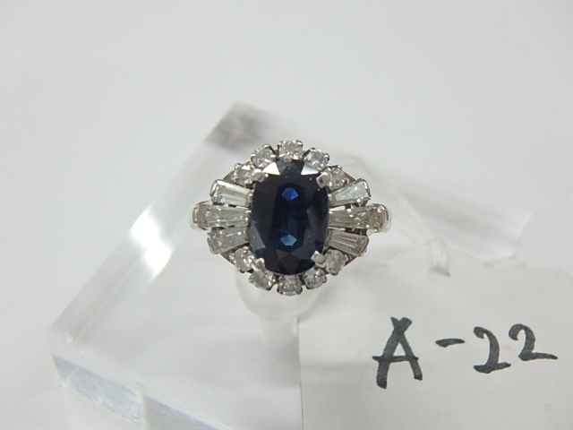 pt900 サファイア 4.9g 2.09ct 0.70ct