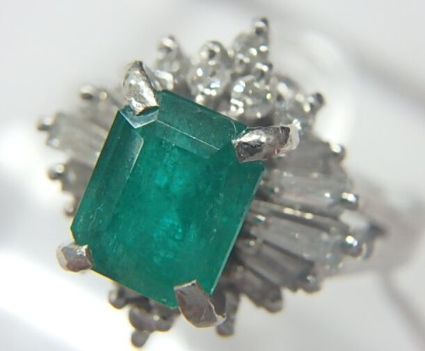 pt900 エメ 7.4g 1.0ct 0.47ct