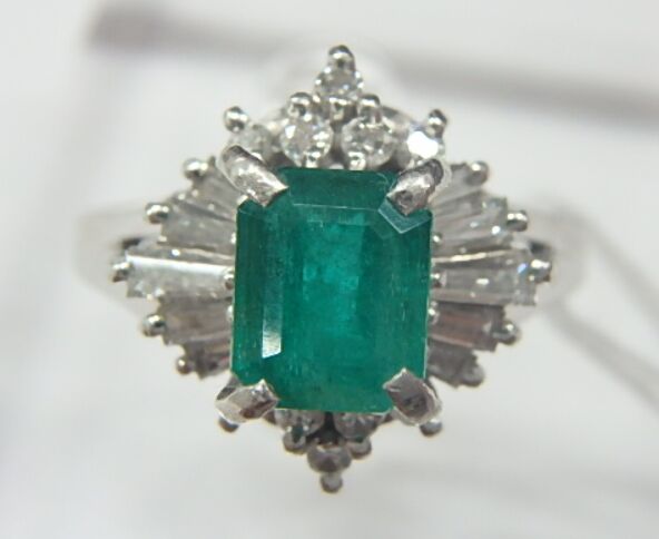 pt900 エメ 7.4g 1.0ct 0.47ct