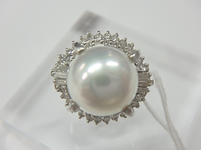 pt900  パール　10.5g    0.60ct