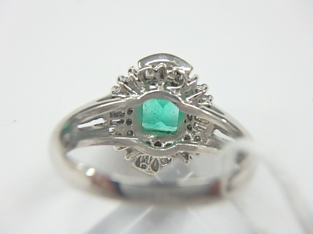 pt900 エメ 6.2g 1.00ct 0.40ct