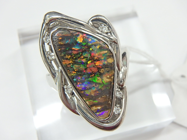 Pt900　ボルダオパール　13.2g  5.99ct  0.09ct