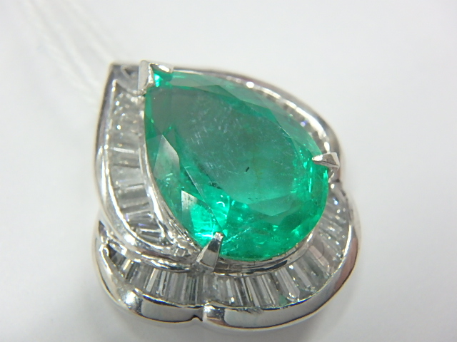 pt900 エメ 7.3g 3.55ct 0.69ct 
