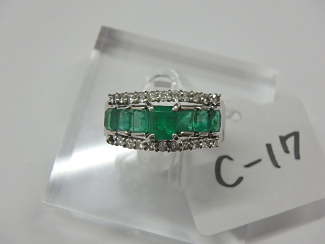 Pt900 9.5g エメラルド 1.60ct ダイヤ0.30ct