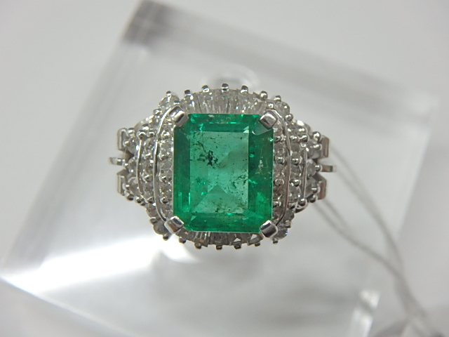 Pt900 エメラルド 9.2g 1.70ct 0.75ct