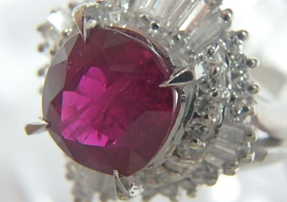 2.11ct　ルビー　指輪