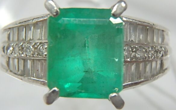 2.12ct エメラルド リング