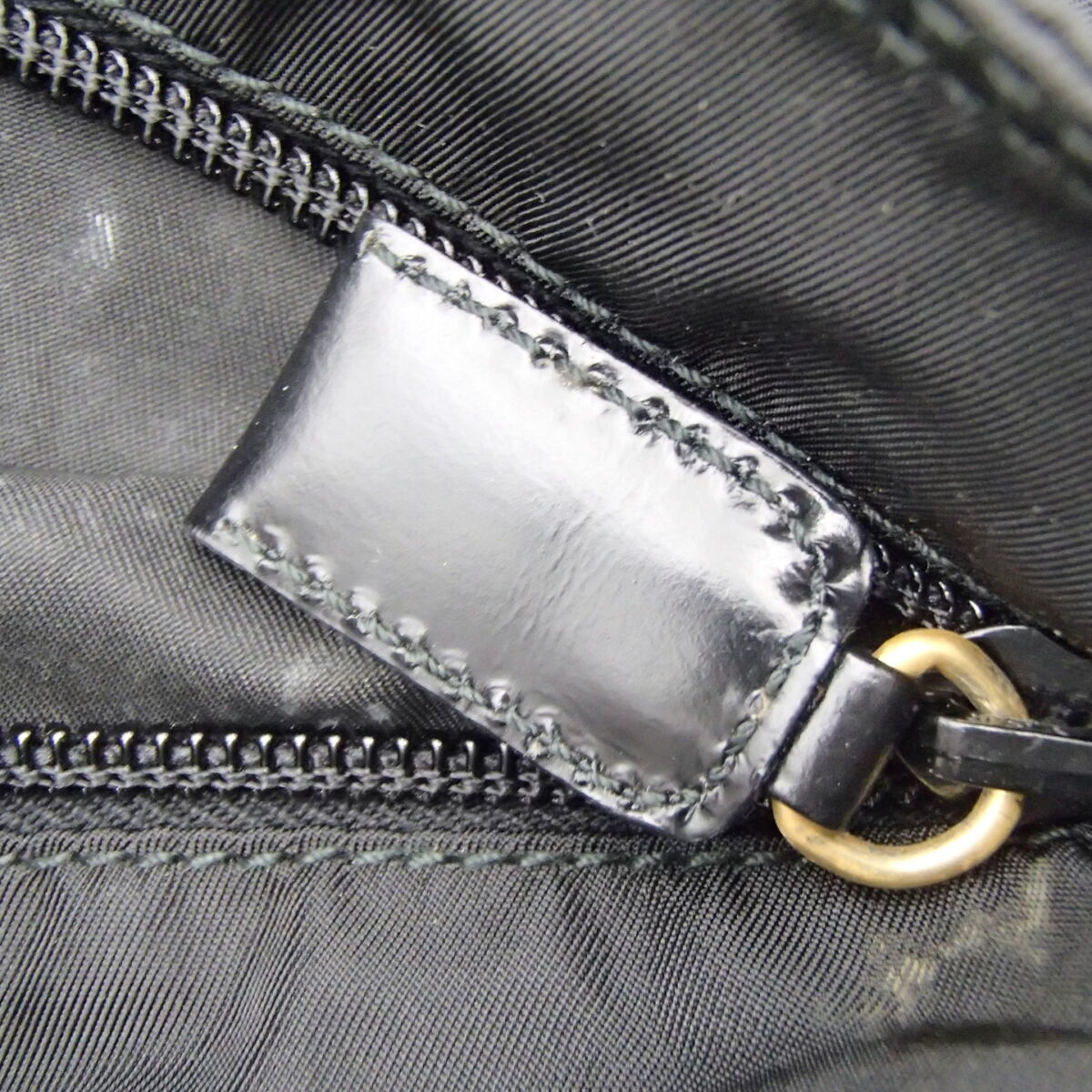 プラダ ナイロントートバック ブラック