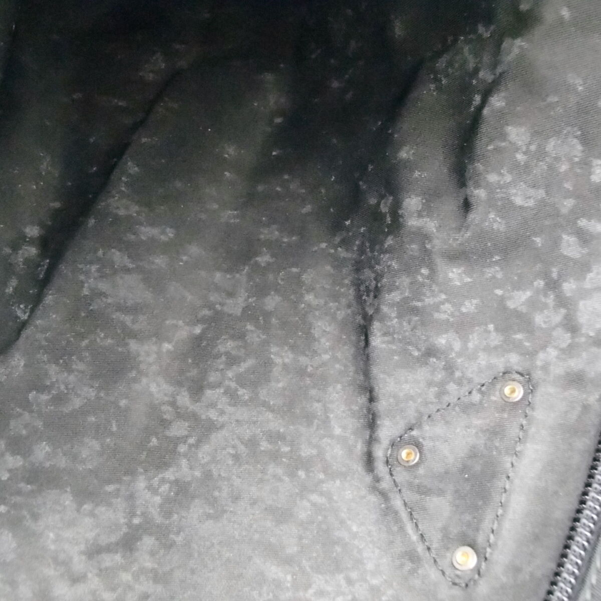 プラダ ナイロントートバック ブラック