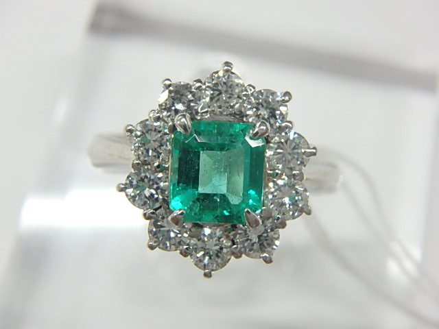 pt900 エメ 7.1g 0.77ct 0.84ct 指輪