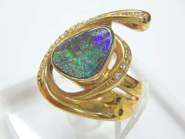 k18 ボルダーオパール 14.2g 1.87ct 0.18ct