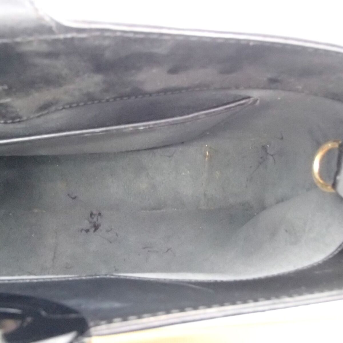 ルイ ヴィトン LOUIS VUITTON エピ レヴリ M52162 ノワール 黒 レザー LV ロゴ ショルダーバッグ ハンドバッグ　