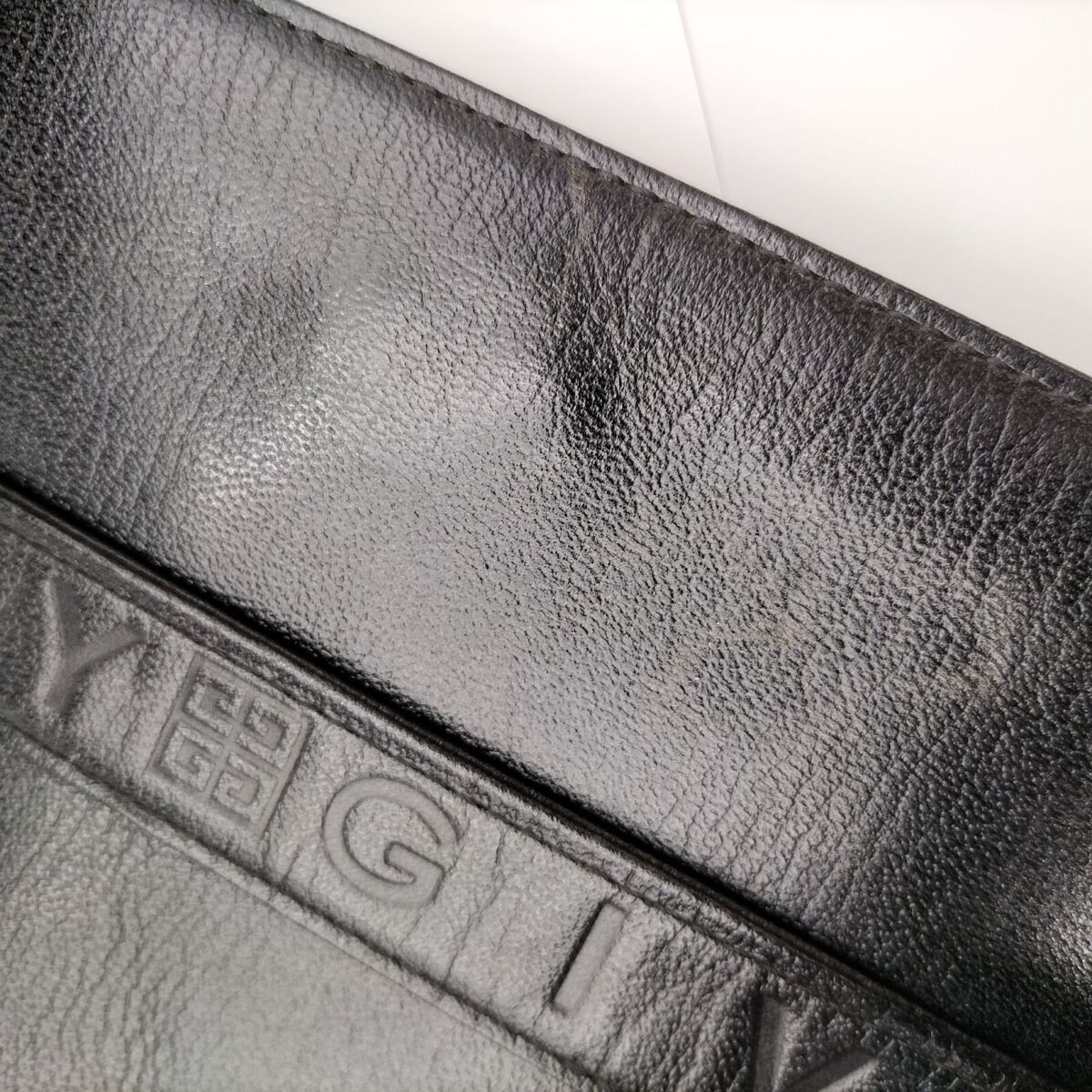 ジバンシー GIVENCHY トートバッグ ブラック レザー 型押しロゴ　