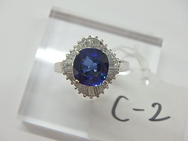 pt900 サファイア2.77ct リング 9.6g メレダイヤ0.99ct付