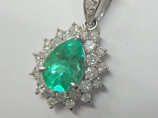 pt900 エメ 4.6g 1.81ct 0.88ct