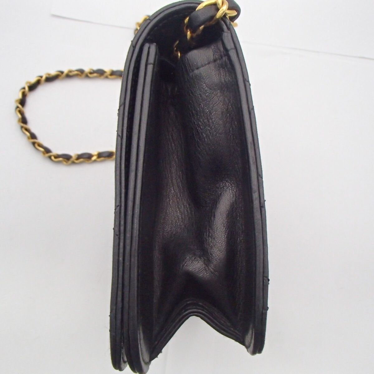 シャネル ヴィンテージシャネル マトラッセ チェーンショルダーバッグ