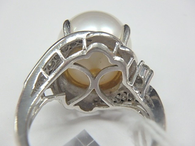 Pt900　直径14.5ｍｍ　大粒パールリング