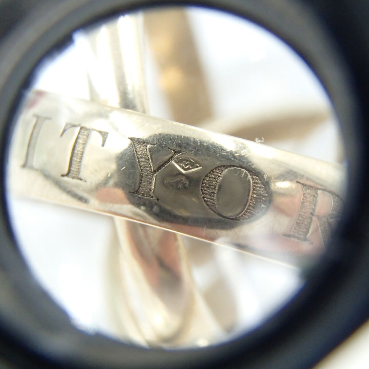 カルティエ Cartier 3連リング 52 トリニティ(限定品) K18 750 1998年クリスマス限定 K18 750 約11.5g アクセサリー 証明書