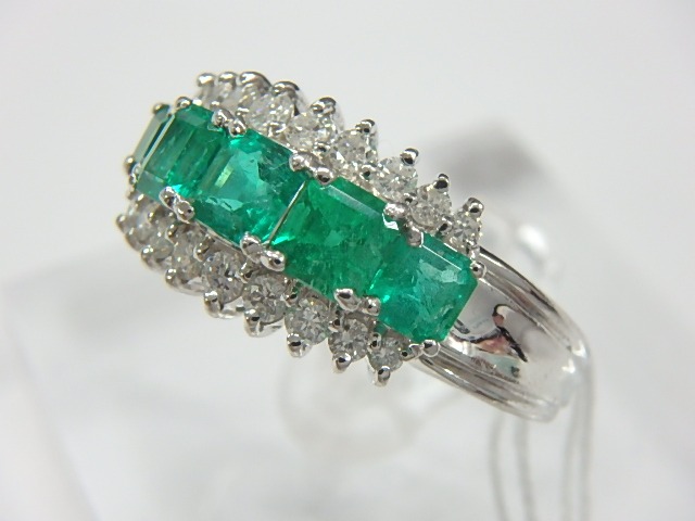 エメラルドリング Pt900 エメラルド 1.180ct 0.36ct 重量約8.1g