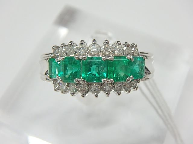 エメラルドリング Pt900 エメラルド 1.180ct 0.36ct 重量約8.1g