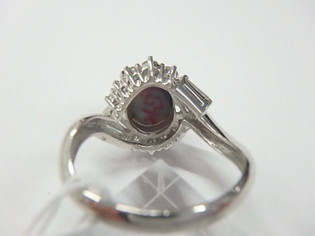pt900 4.3gオパール  0.95ct メレダイヤ0.44ct 
