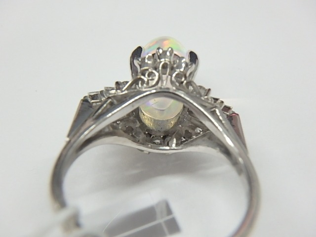 Pt900　オパール　6.9ｇ　3.93ct　0.51ct