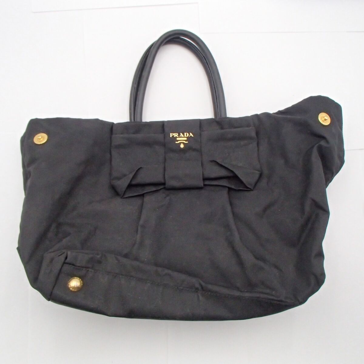 プラダ ハンドバッグ ゴールド金具 ブラック ナイロン リボン