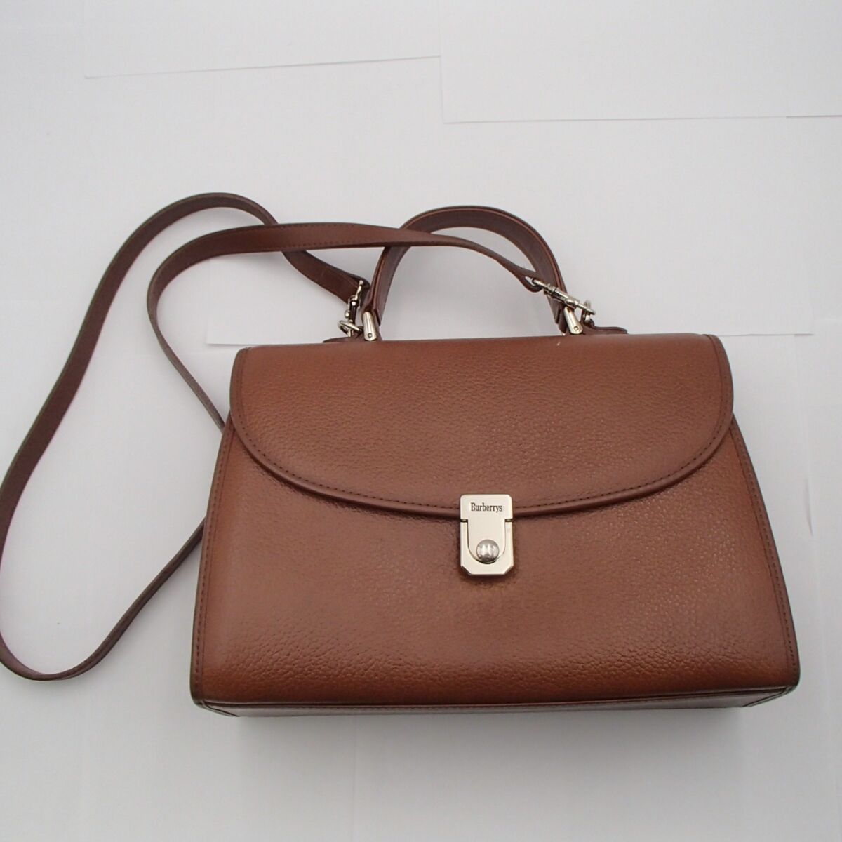 Burberry バーバリー　バッグ ブラウン