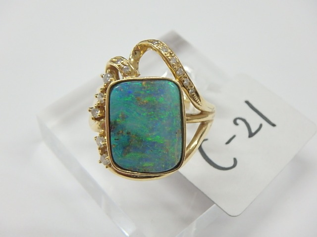 k18 ボルダーオパール 11.2g 6.30ct 0.18ct