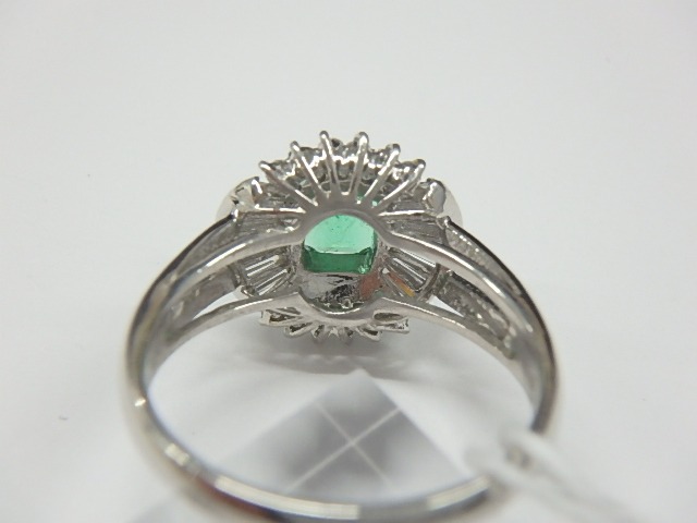 pt900 エメラルド　7g  0.82ct 0.68ct リング
