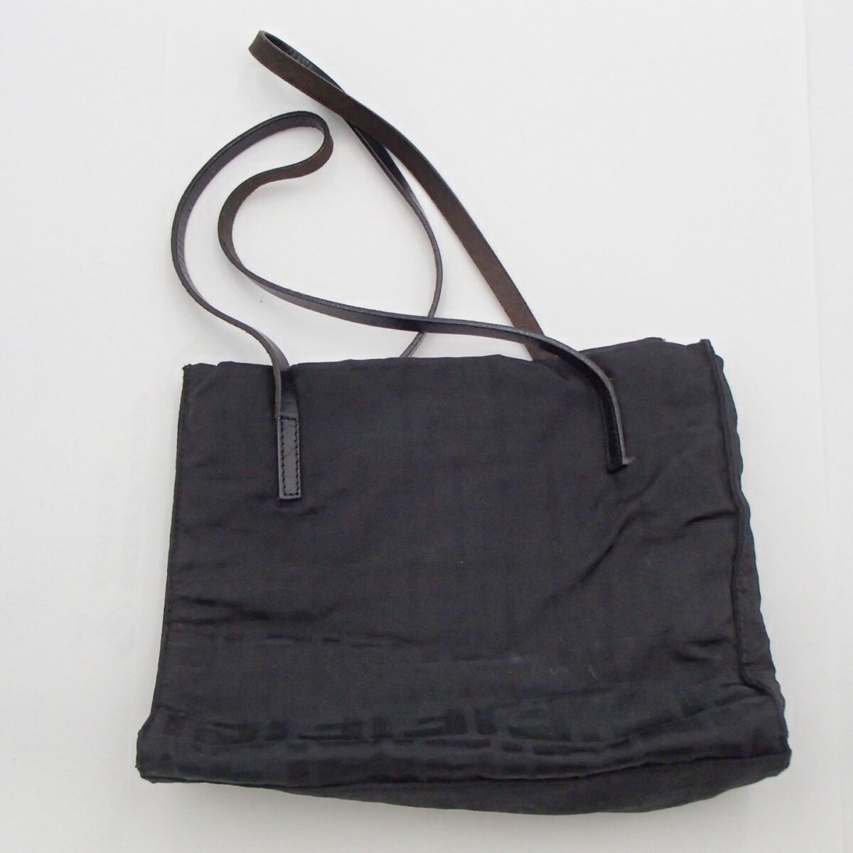 フェンディ ロゴ ズッカ柄 ハンドバッグ ナイロン素材