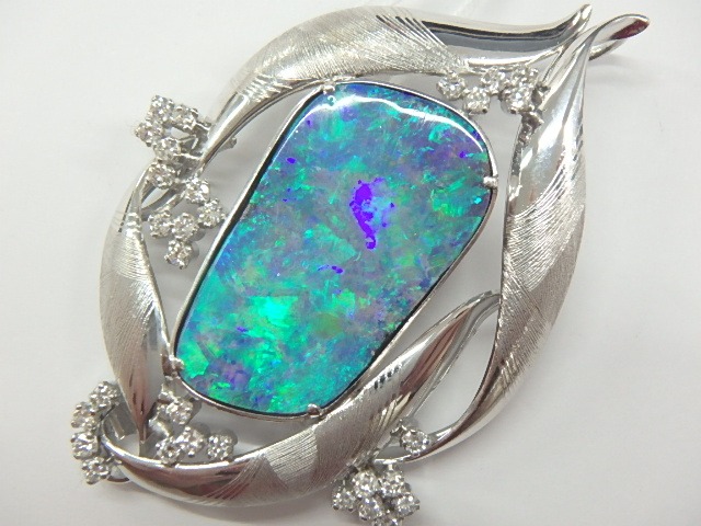 pt900 ボルダーオパール 18.7g 12.47ct 0.58ct