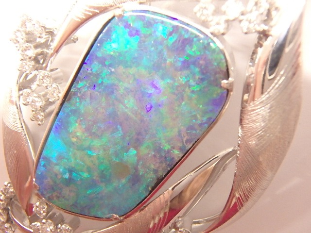 pt900 ボルダーオパール 18.7g 12.47ct 0.58ct