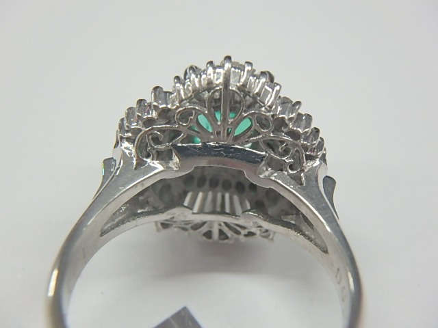 pt900 エメ 9.8g 1.40ct 0.95ct 